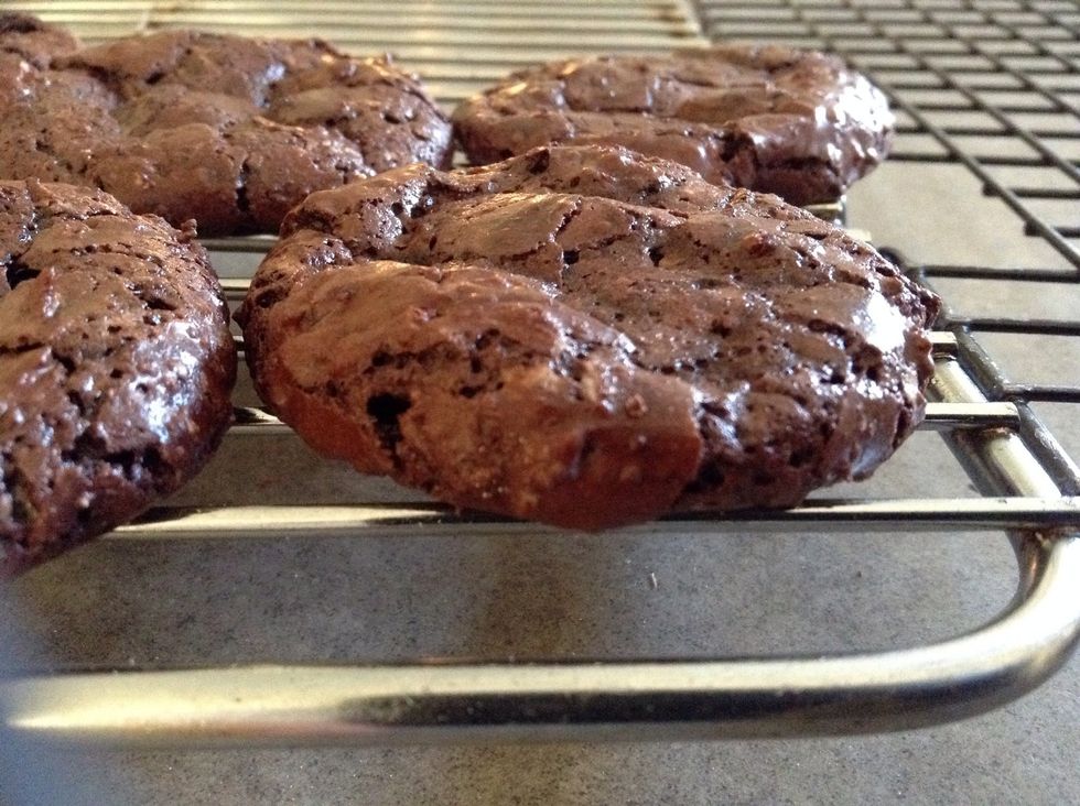 They half brownies and half cookies