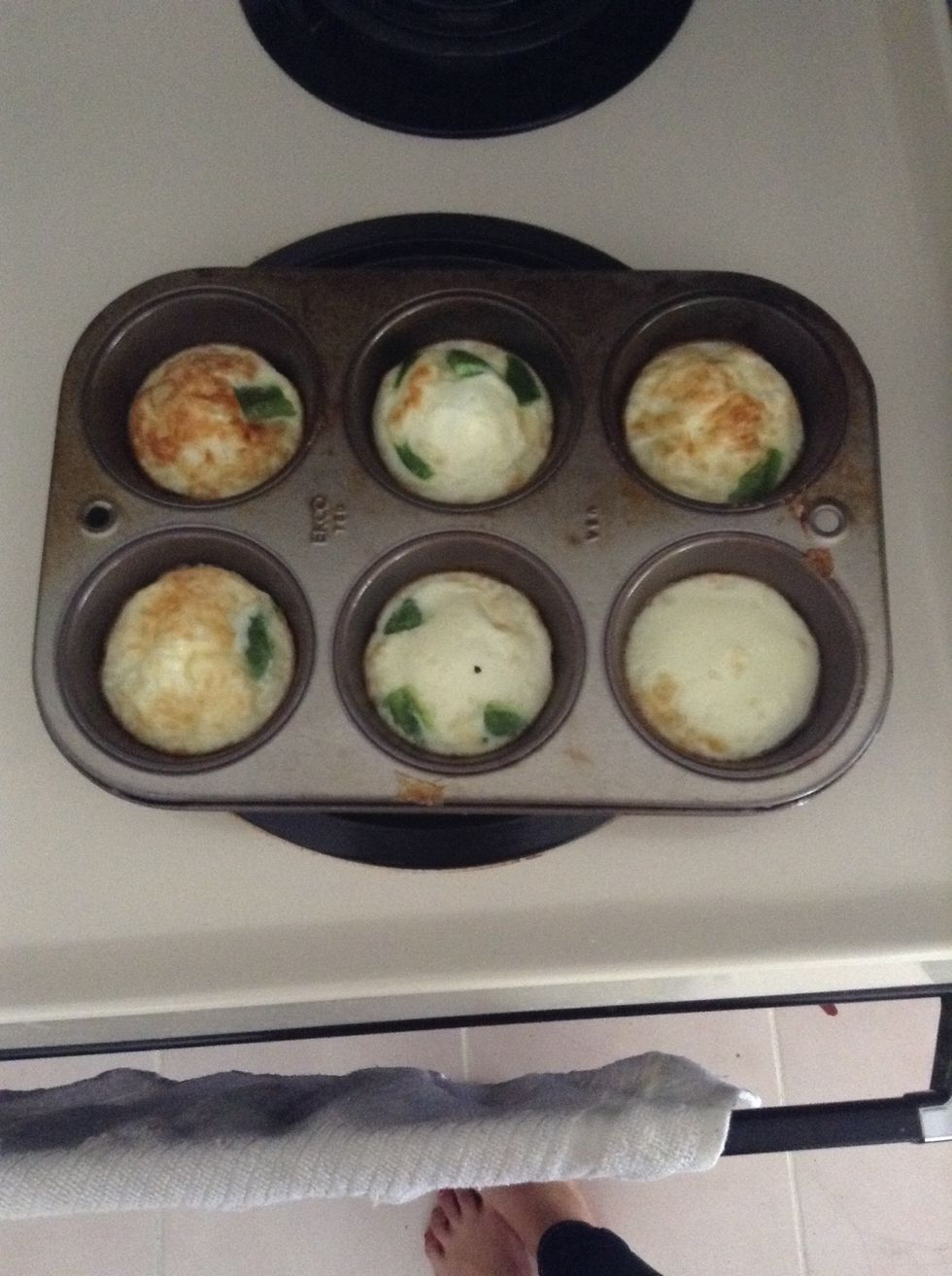 They should turn out too look like this. Wait 5 minutes for them to cool.