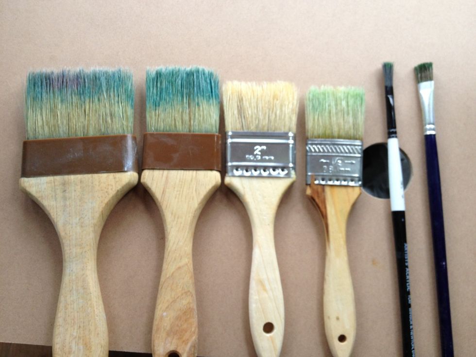 This assortment of chip and craft brushes are great for working with oils, and costs just a couple of dollars each. That's Lowe's for you!