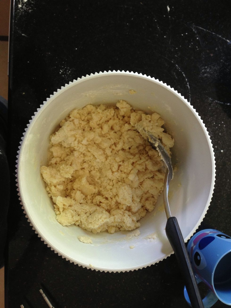 ...this! Don't worry, it's meant to be crumbly.