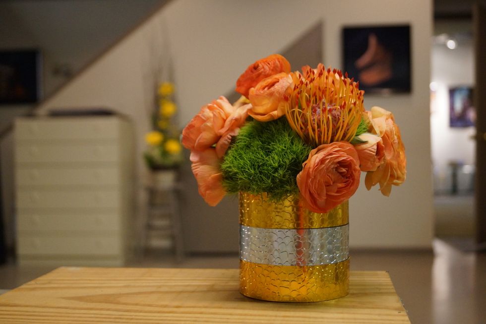 This fun simple arrangement would make a great gift... or keep it for yourself!