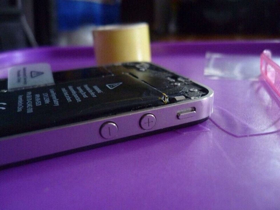 This Idea started as my iPhone backplate got some gap due to its battery expanded and need to be replaced with new one. When its backplate opened I unable to assemble it back.