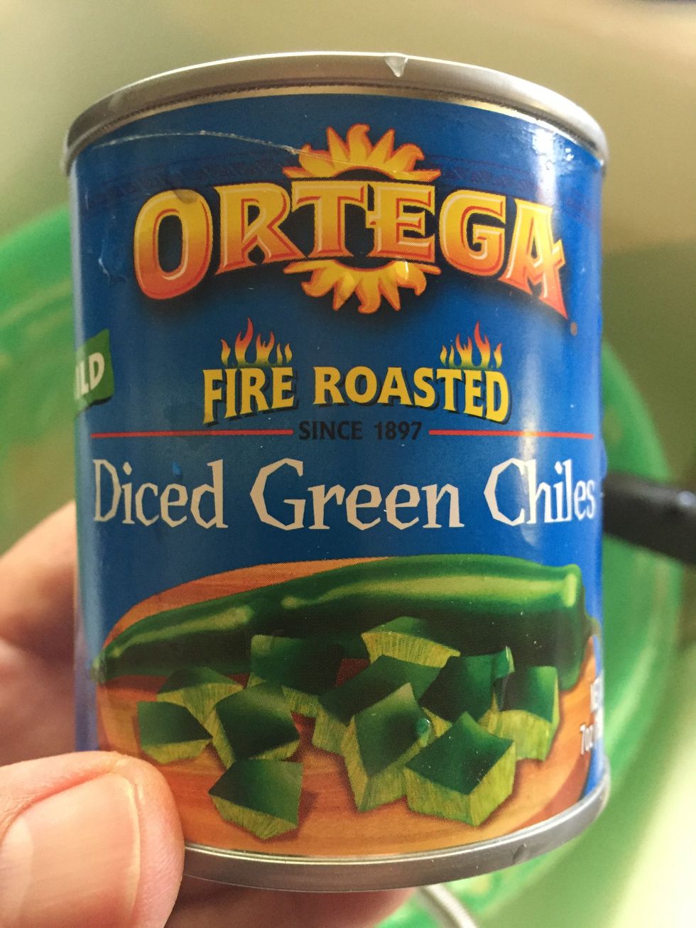 This is a 7oz can of chiles, but after draining out the liquid, the volume goes down to about half... so I count it as 4oz.