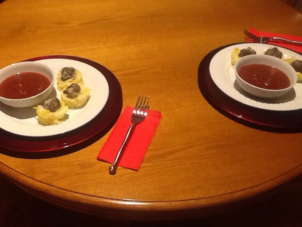 This is a beautiful and delicious dinner.