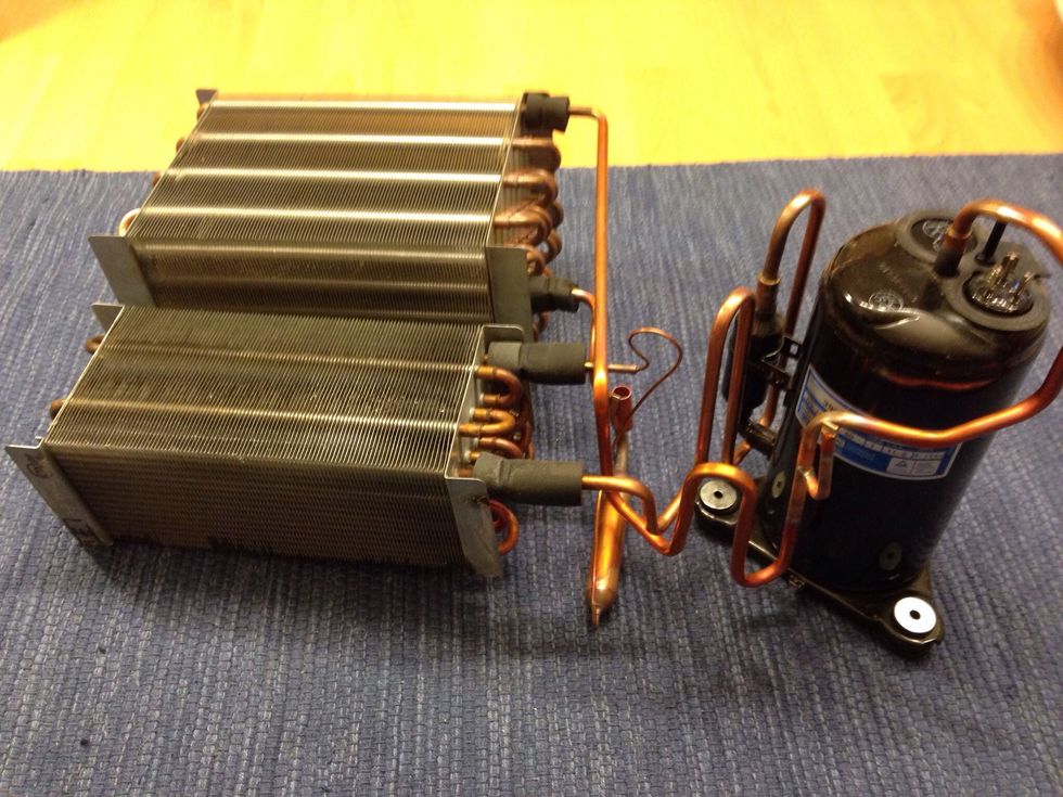 This is a condensation and a motor.