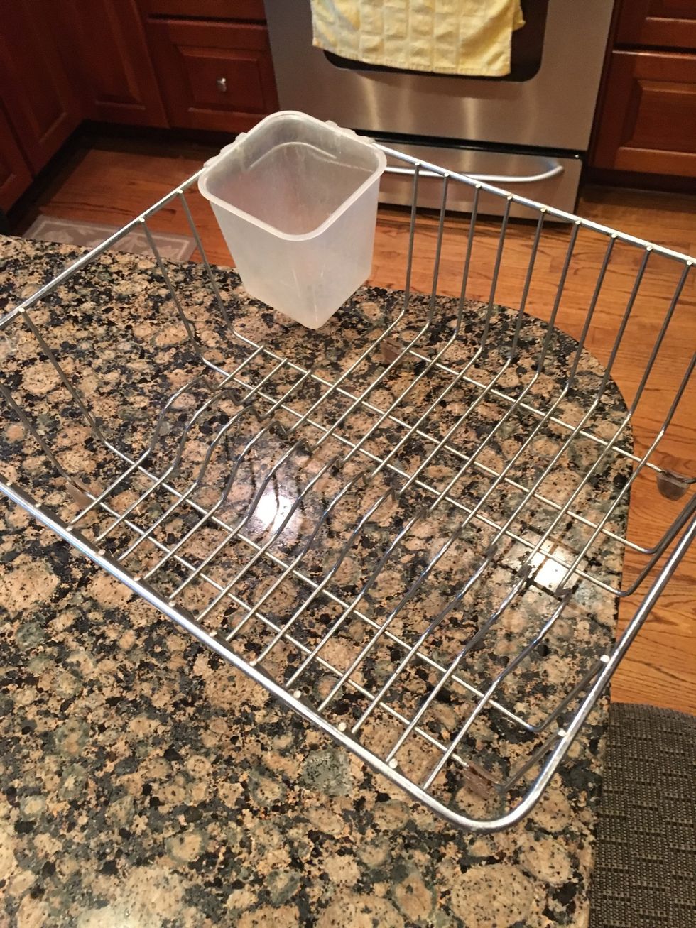 This is a drying rack it is used for air drying dishes & utensils