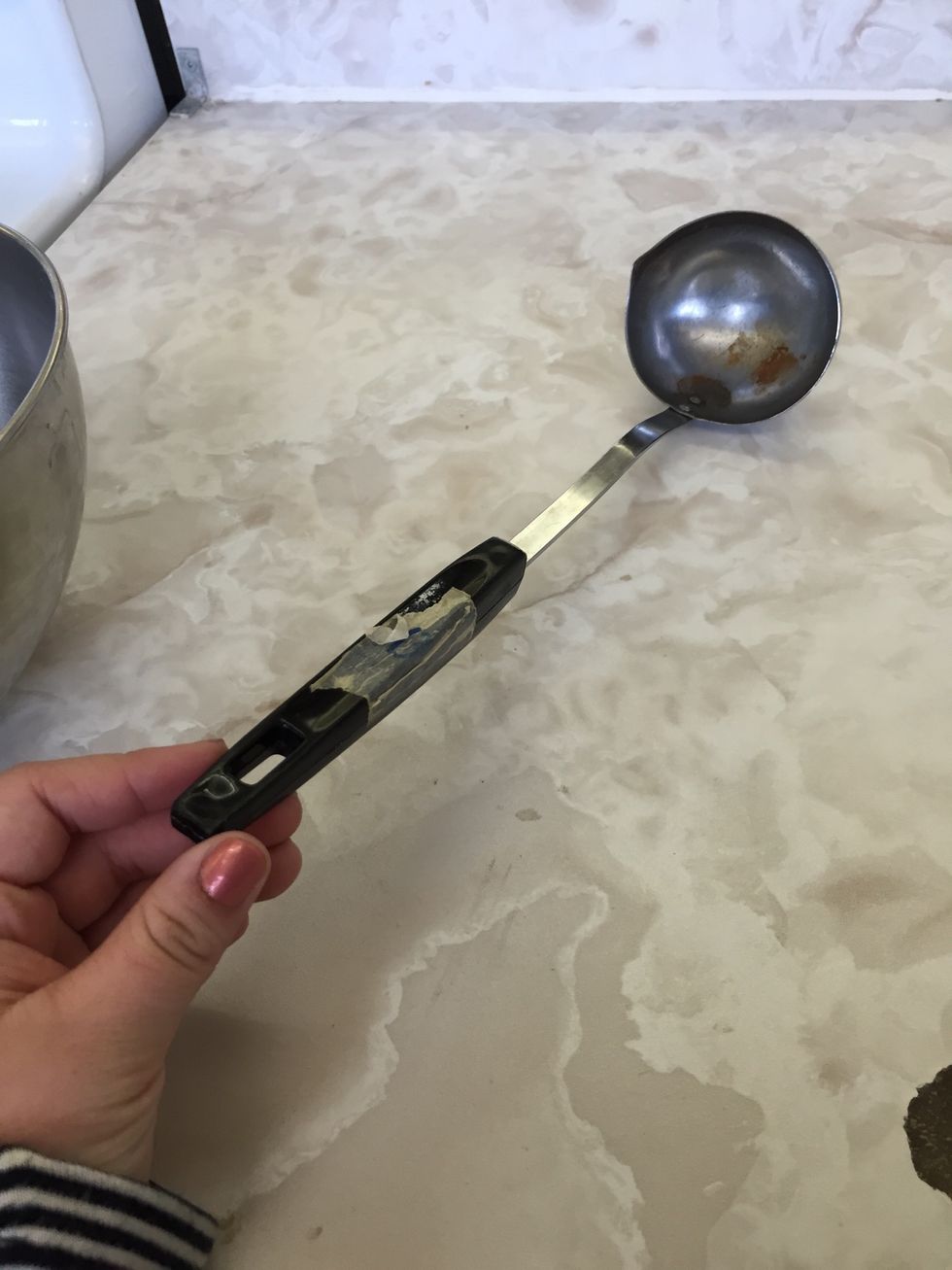 This is a ladle it is used to scoop soup. I can use a ladle to scoop soup.