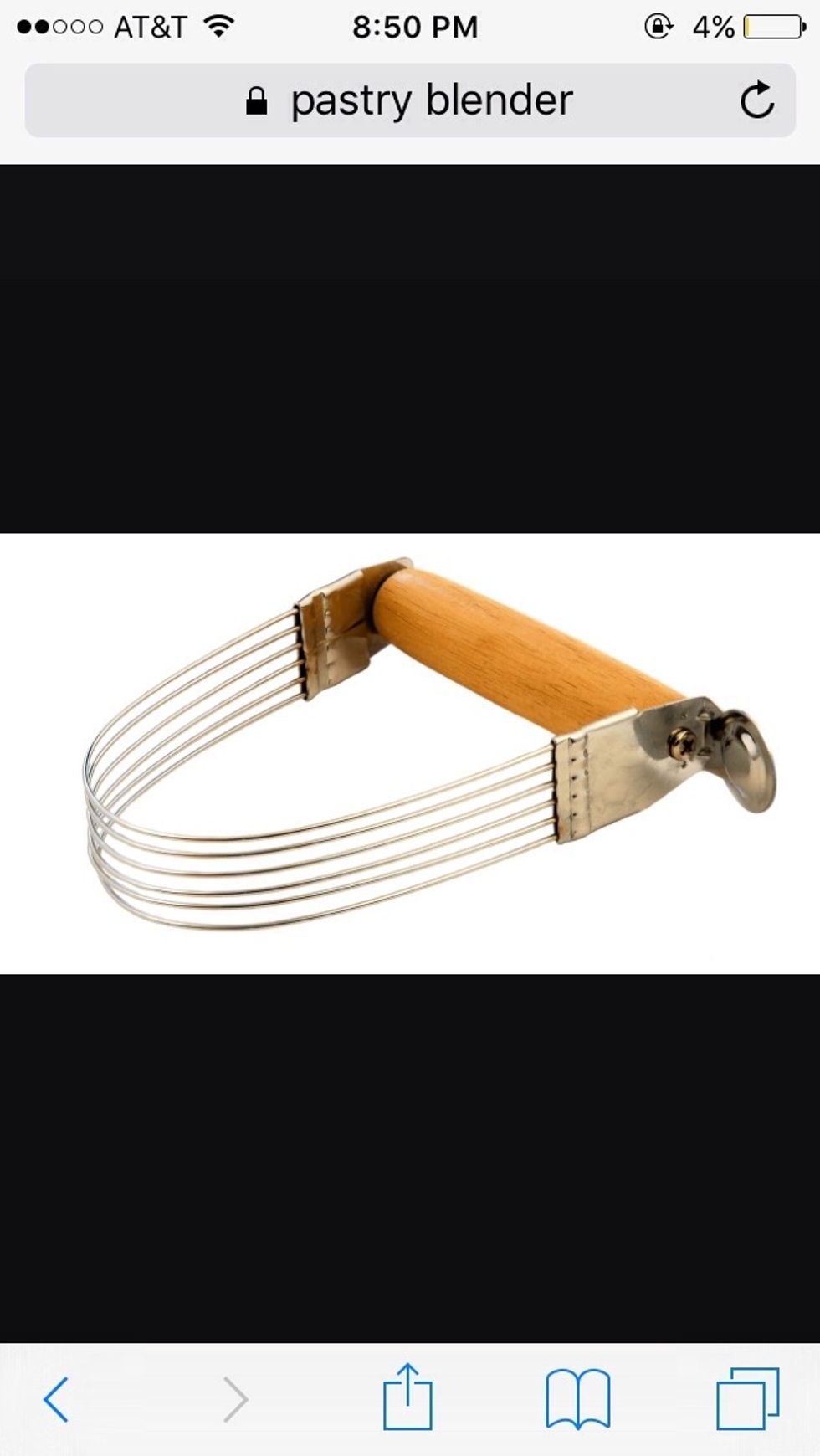 This is a pastry blender. It is used to mix a hard fat into flour in order to make pastries. I can use this to cut flour and butter together to make pie doe.