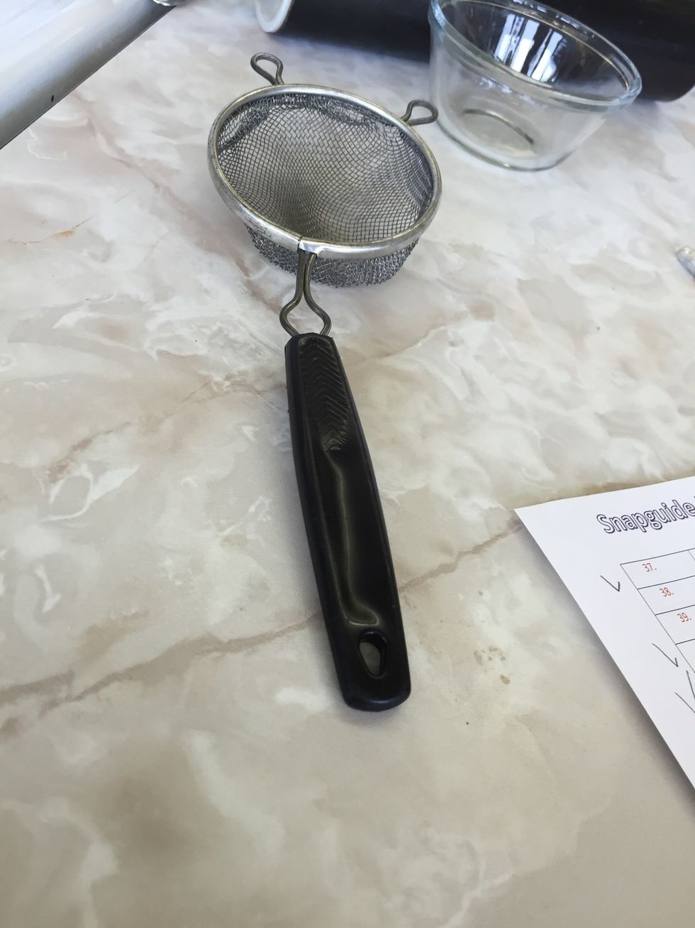 This is a strainer it can be used to drain pasta. I can use this to drain pasta