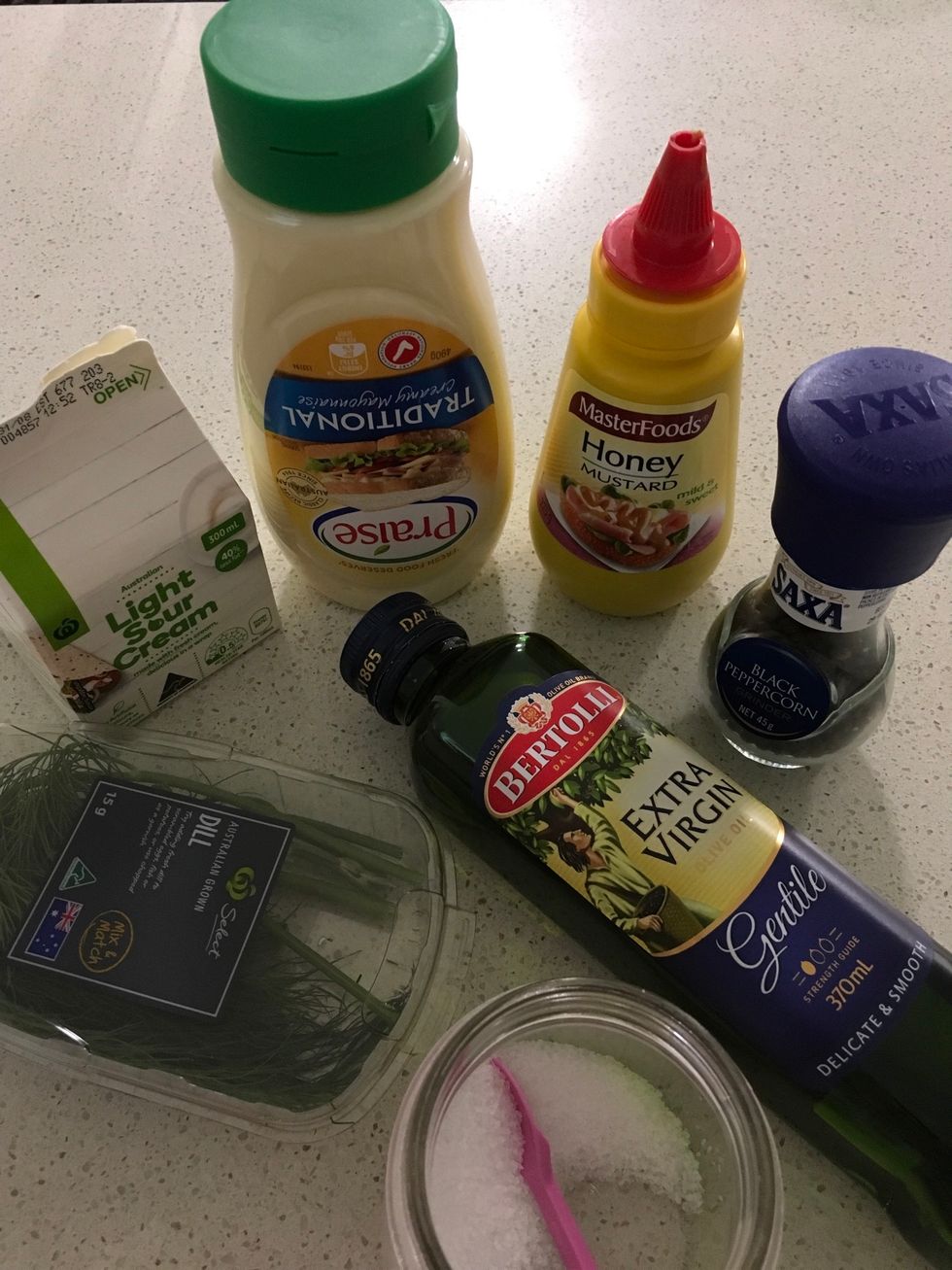 This is all ingredients that you needs: 1. Sour cream 2.Whole egg mayonaise 3.Honey mustard 4.black peppercorn 5.Salt 6.Olive oil 7.Dill