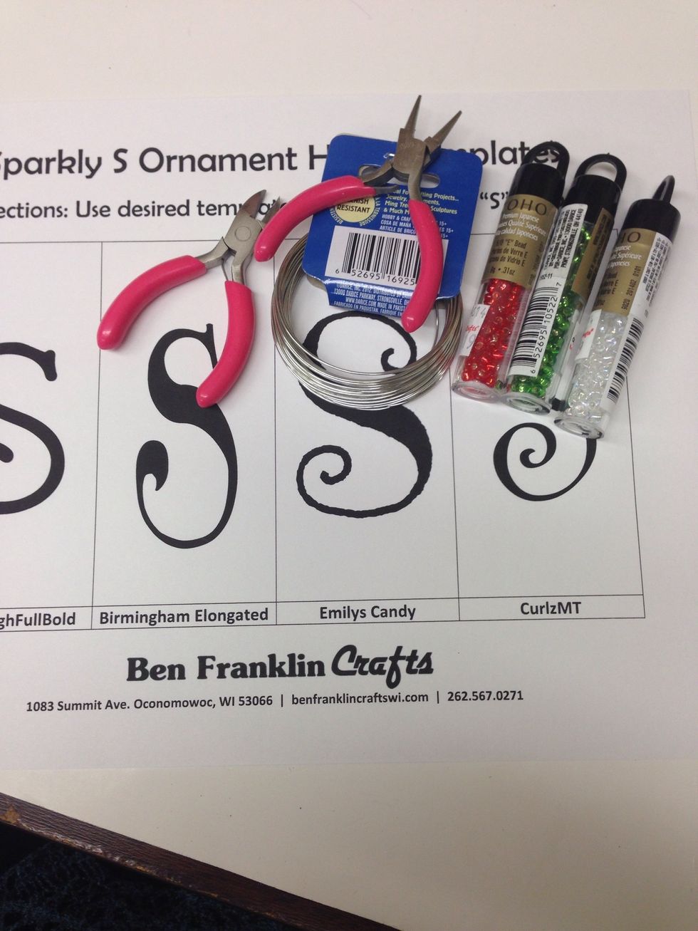 This is all you need to make these sparkly S ornament hooks.
