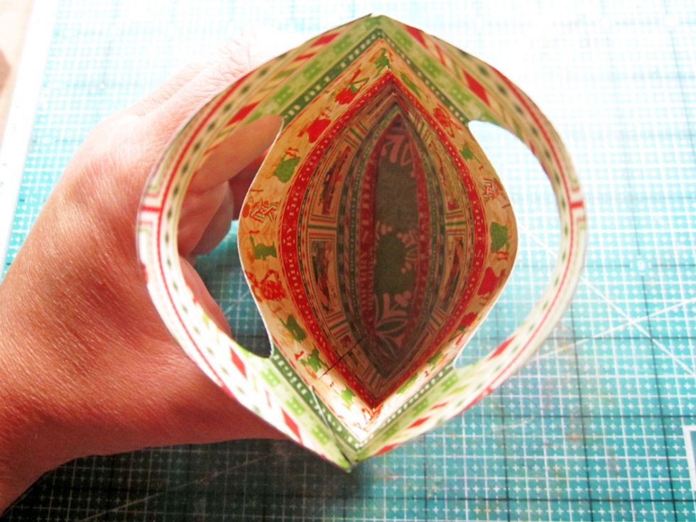 This is an interior shot down into the bag with the base in place.