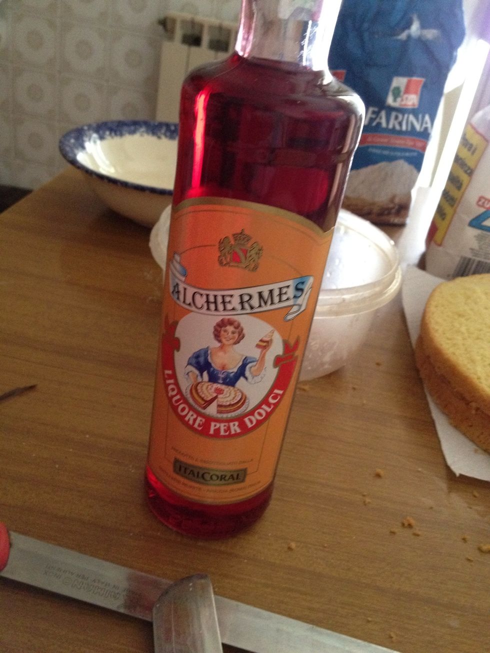 This is an Italian liquor for cakes