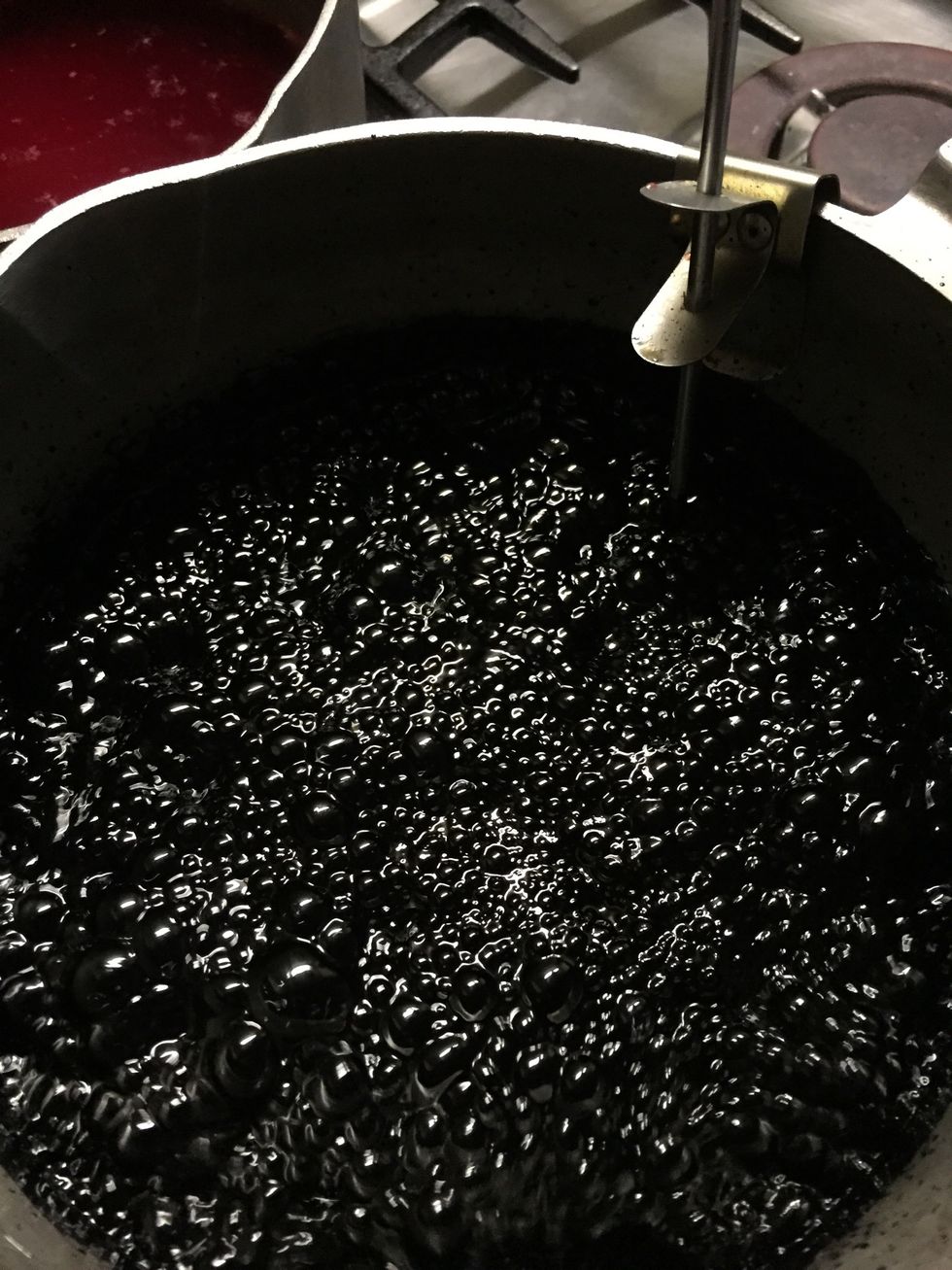 This is at 230 degrees..almost time for dipping \ud83c\udf4f