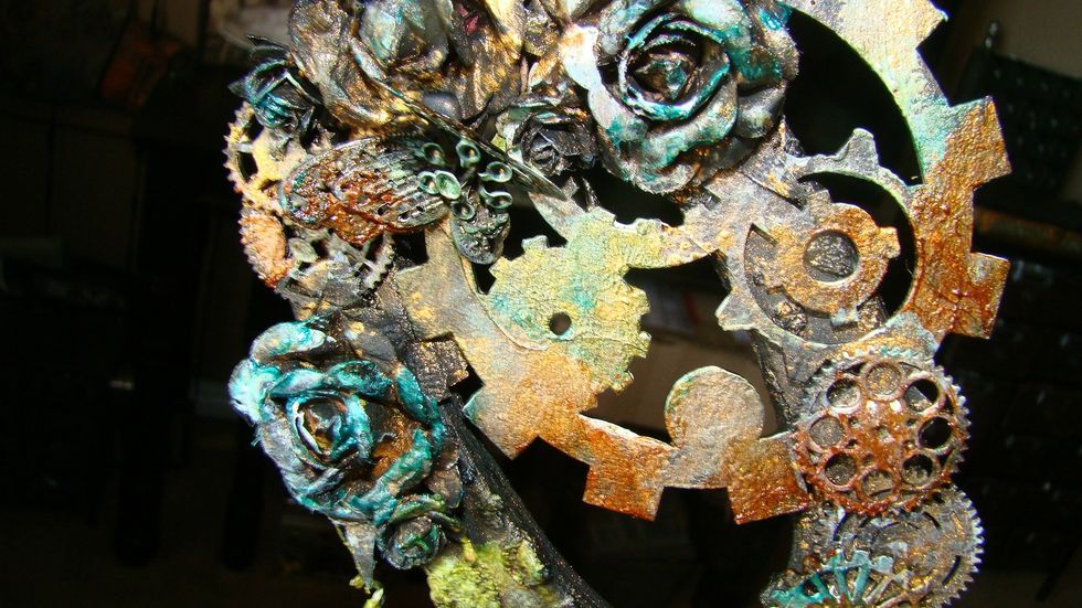 This is closeup of using Kenyan Copper & Veridian and a little bit of Basil and Limeaid. It looks so pretty with the brushed mica powders.