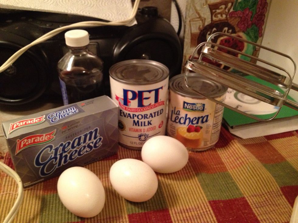This is for the "flan" part :3 eggs,Cream cheese, 2 tsp of vanilla, Condensed milk  & Evaporated milk