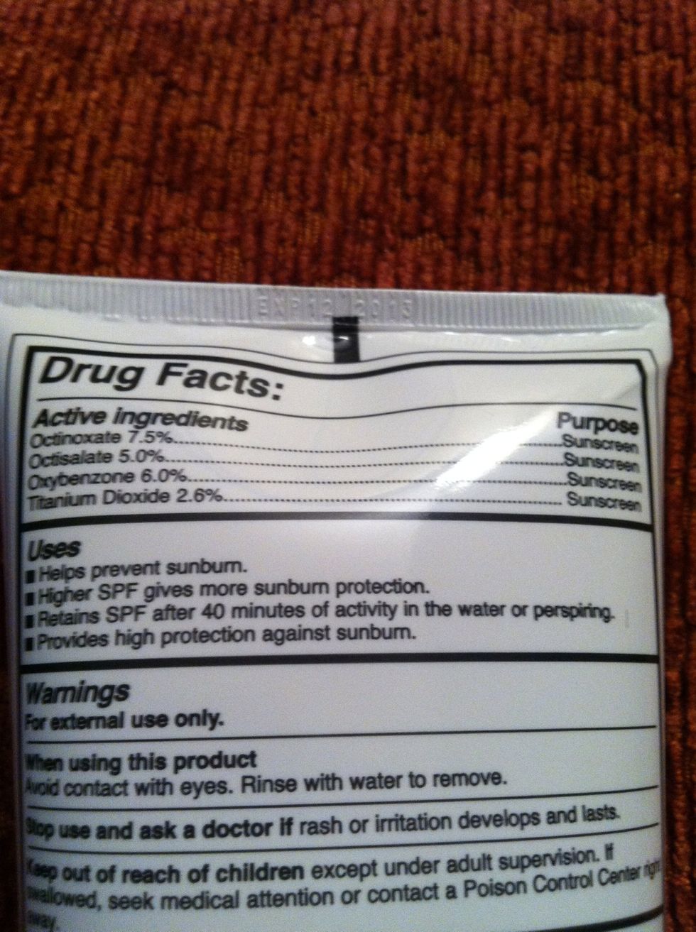 This is from the back of my sunscreen so you can see that the main ingredients of smashbox's is similar or close to this sunscreen.