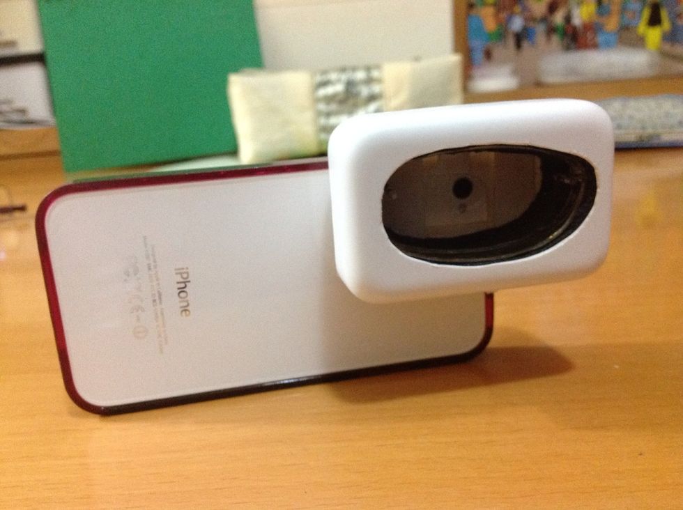 This is how it looks like. Kinda cartoon-ish, I think. Only works landscape - well, this is wide angle.