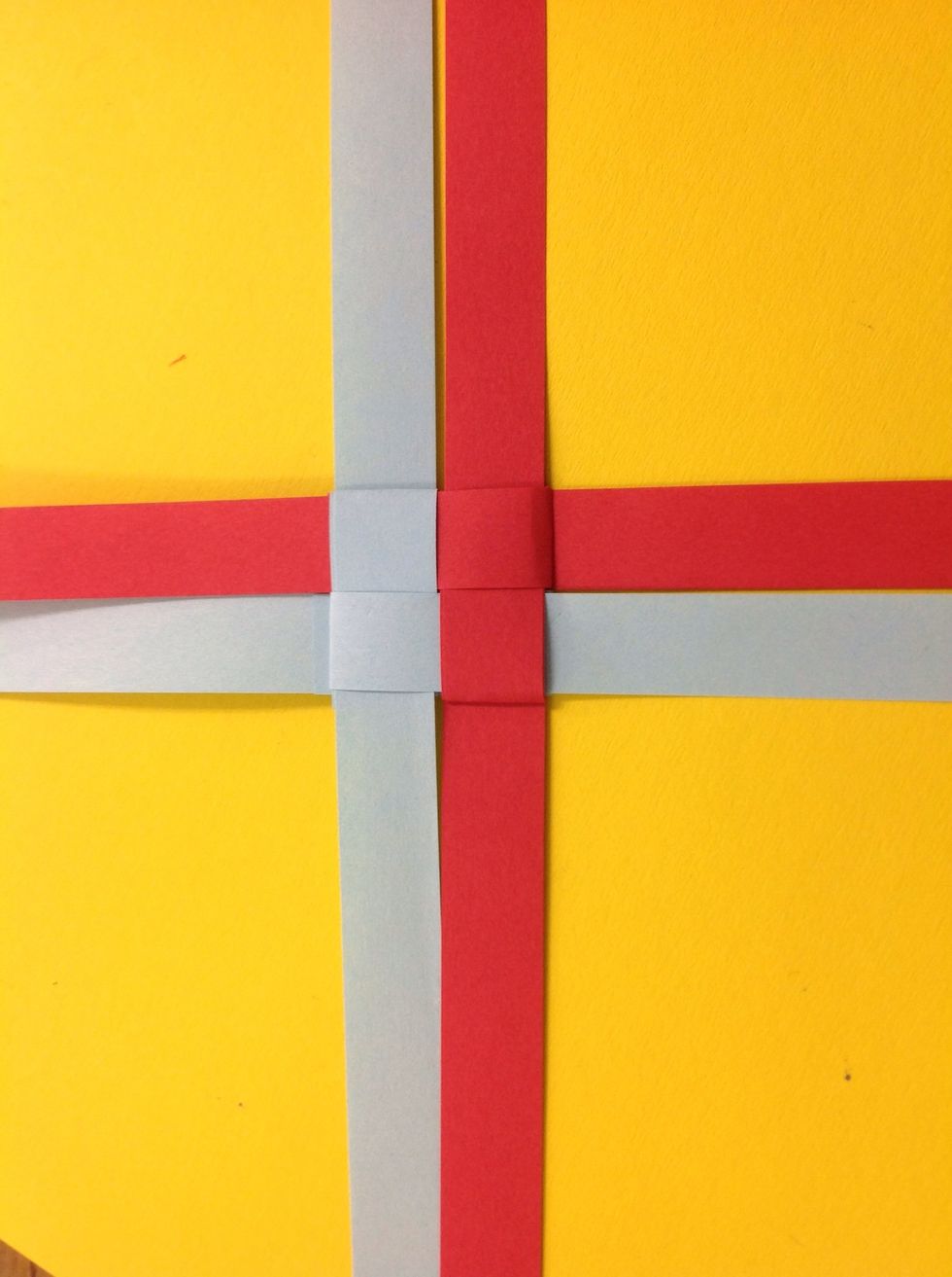 This is how it looks with the 2 colors.