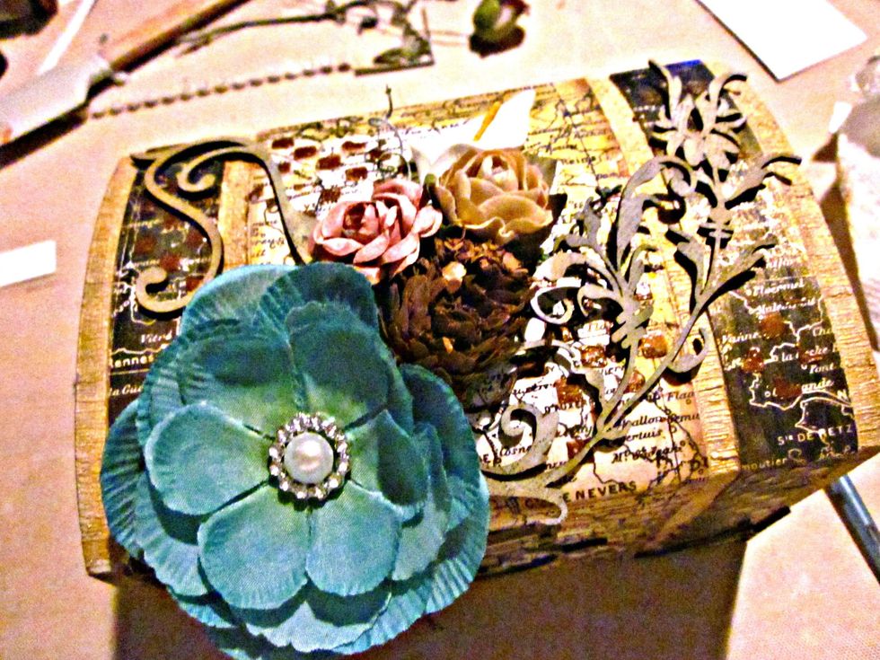 This is how it looks without Stucco medium