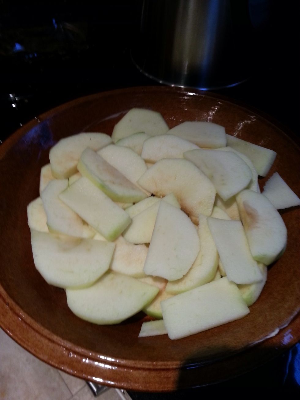 This is how it should look when all the apple is cut and in place.