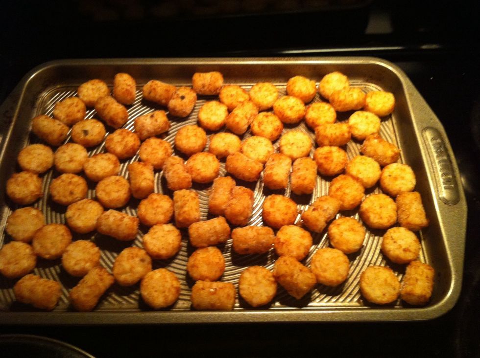 This is how many tater tots I'm using. They can be any shape