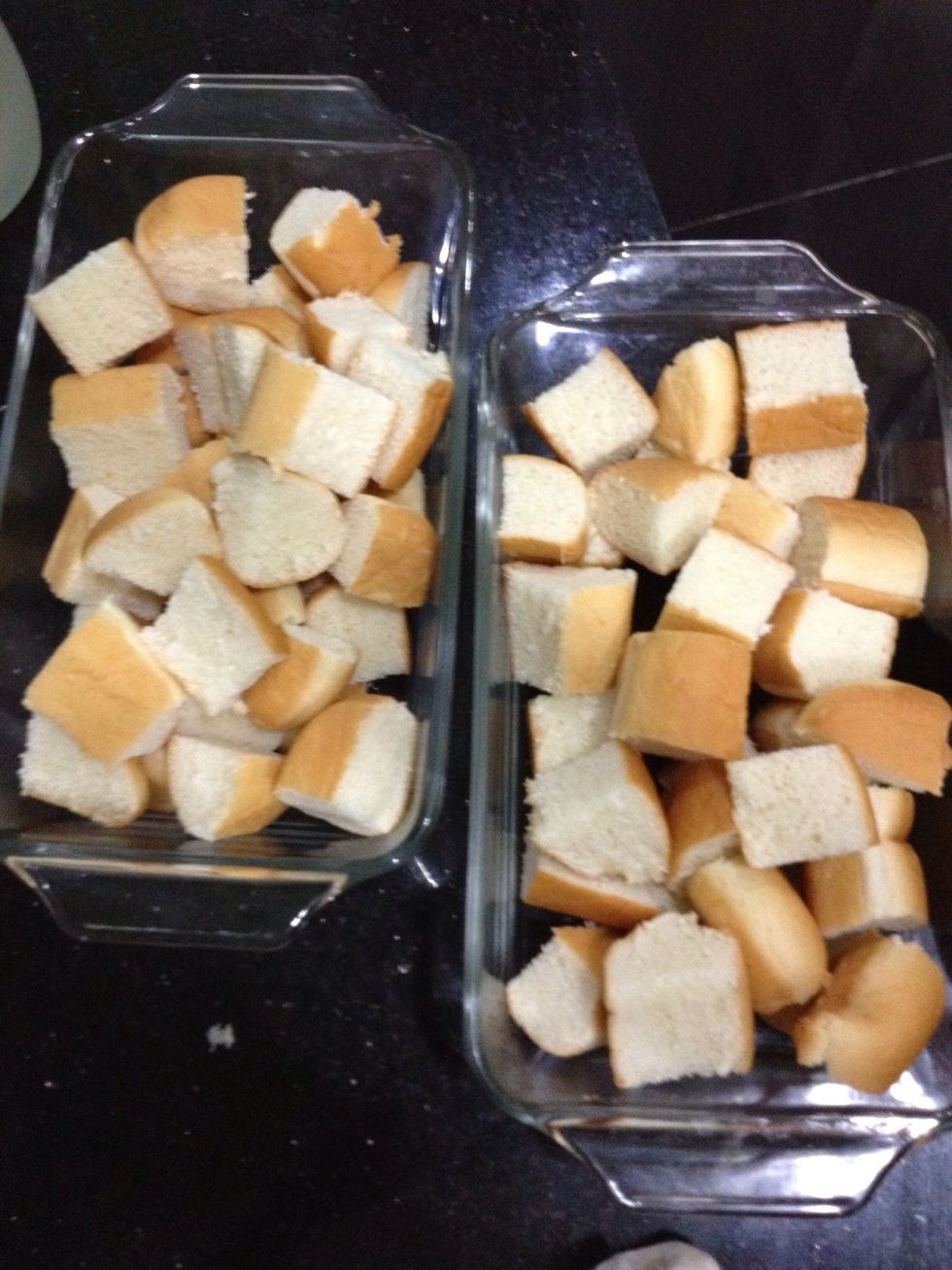 This is how much bread I use and this is how I decide how much to use. I just cut up my bread and place it in the dish I'm going to bake with and see when it's enough.