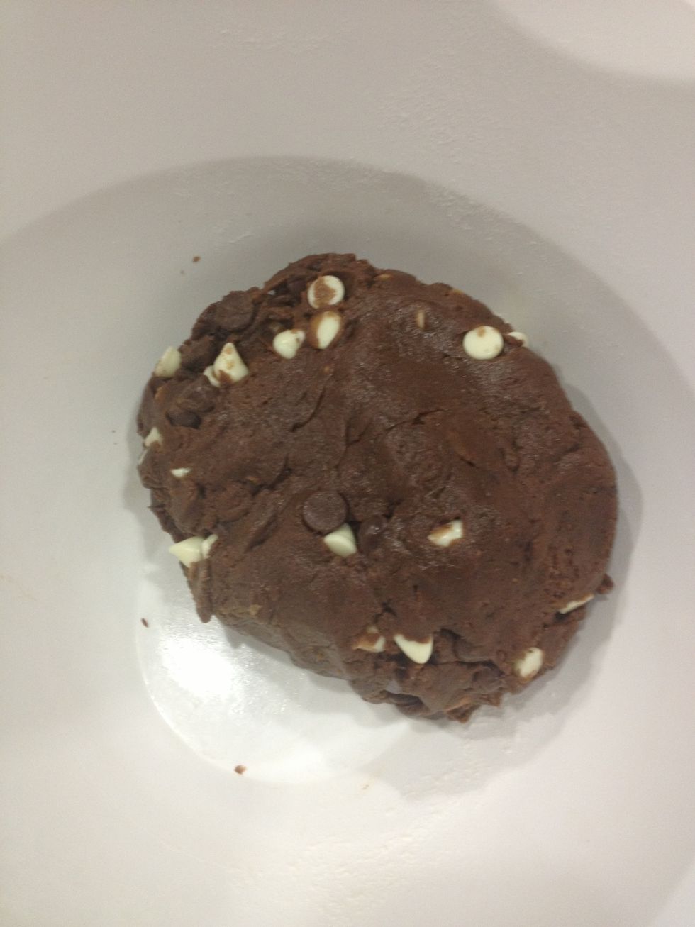 This is how the dough should look. Now cover it and put it in the fridge for 10 minutes!