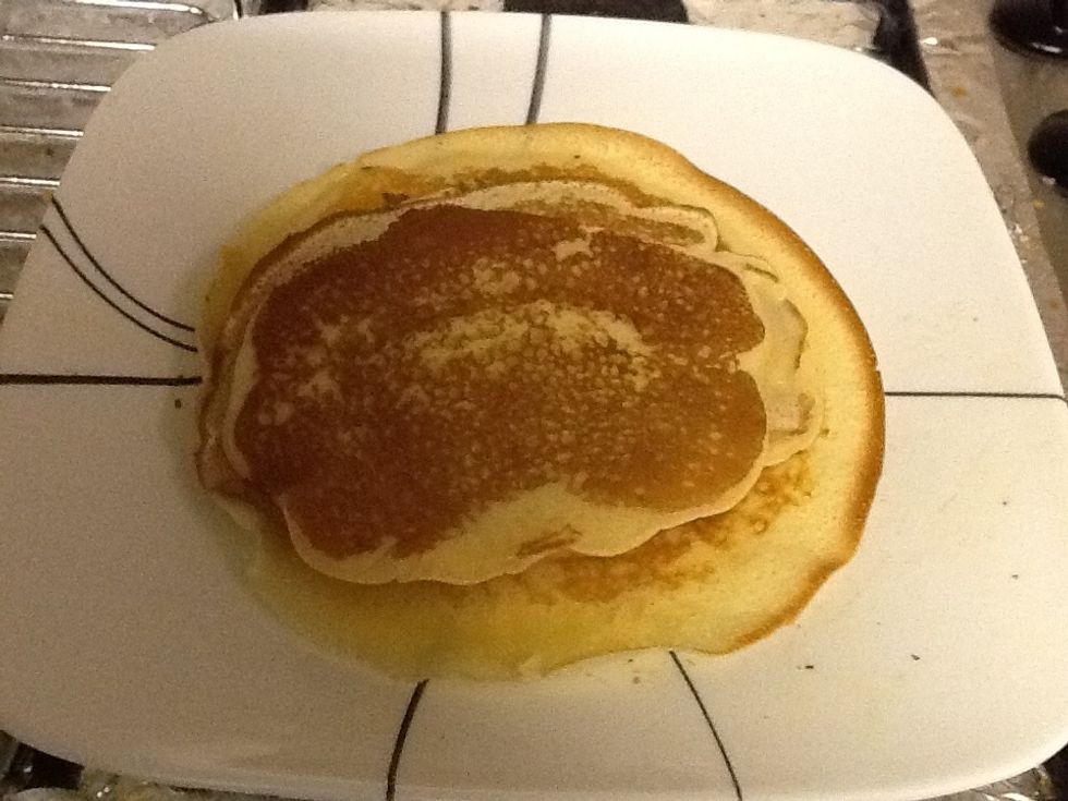 This is how the final product should look, it turned out to be more like creeps than pancakes, but they still tasted great