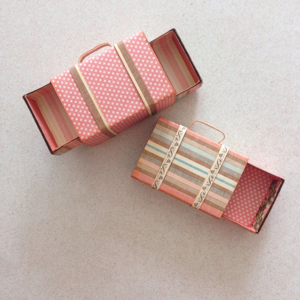 This is how the suitcases will look like... You can add some little treasures inside the drawers for keepsaking... Enjoy!!!