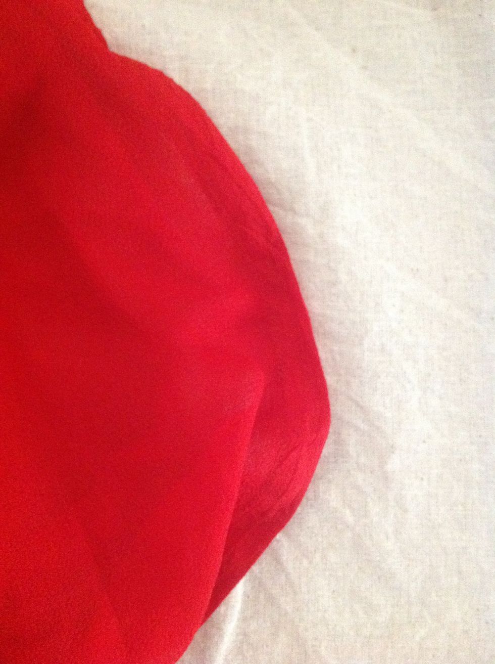 This is how the two pieces are attached vertically. I used a red thread so its hard to make out the stitch in this picture.