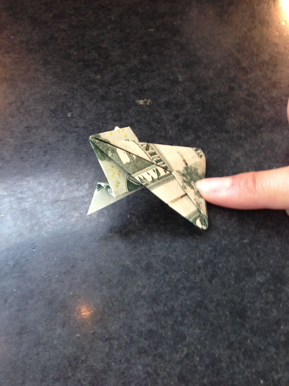This is how u make it jump ! Now before u keep it or give it to someone u have to make sure it lands on its feet and not in dead position for good luck :D haha have fun !!!