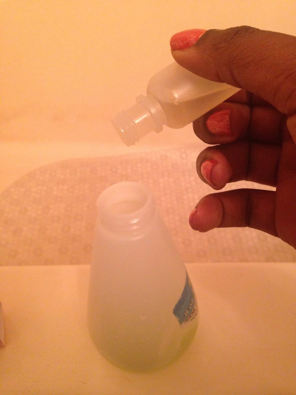 This is me adding the drops of fragrance.