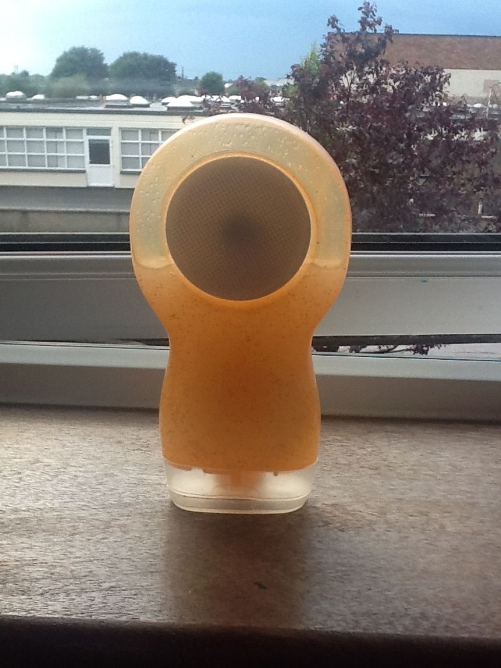 This is my favourite exfoliator. I've lost the label but it's by l'Oreal and the bottle shape is fairly distinctive. I love the little brush that comes with it, it really removes the dirt well.