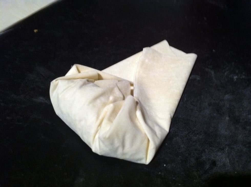 This is now how your rolls should look at this point. No filling is showing and no gaps for the filling to leak out of.