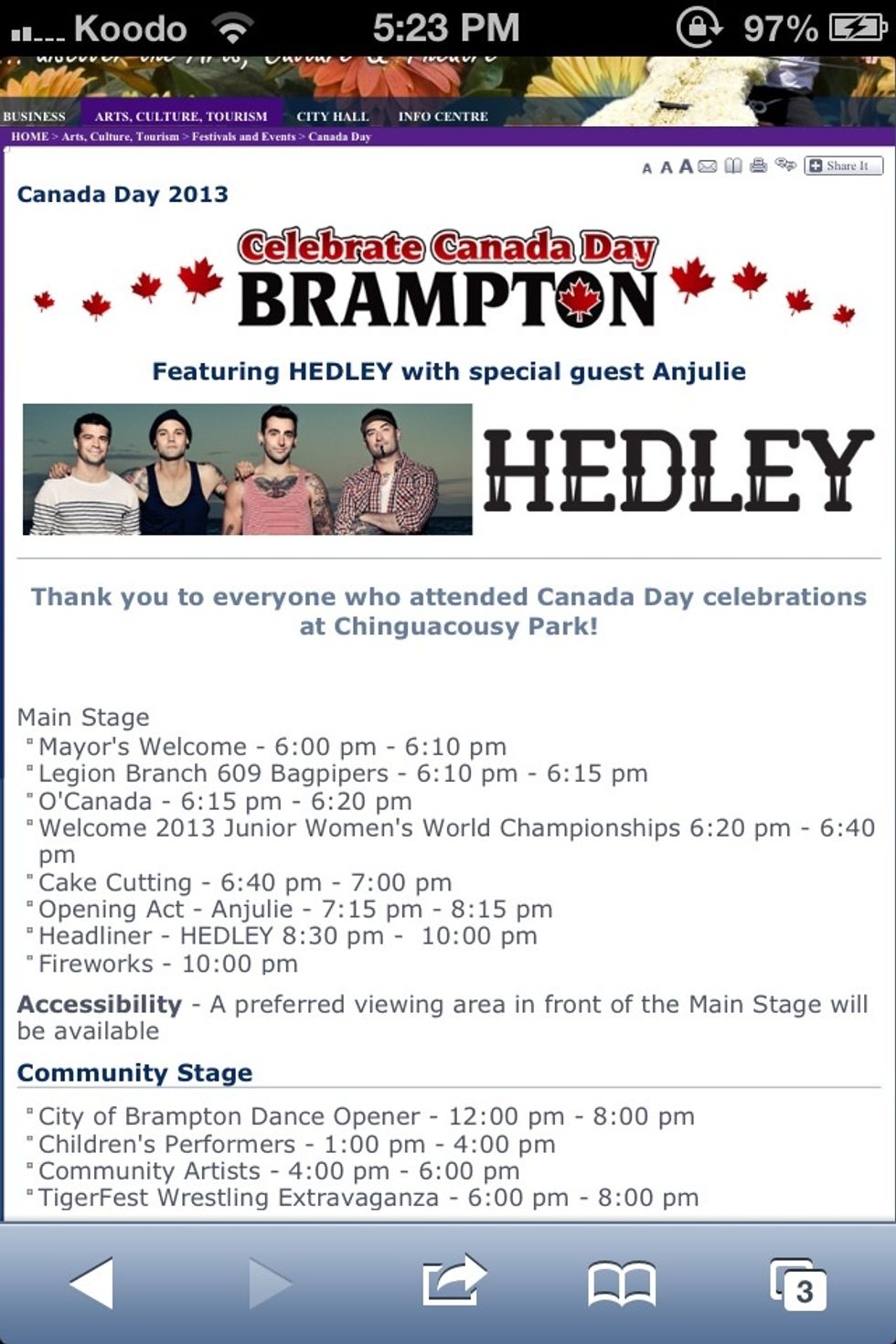 This is one of the free events I went to! Amazing that a Hedley concert was free! I even got to meet them after :)