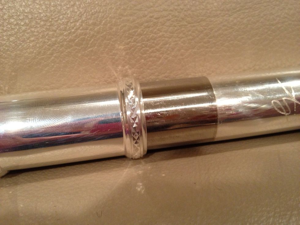 This is piece 1 and 2... Place piece 2 in the side of piece 1 that does not have a screw...