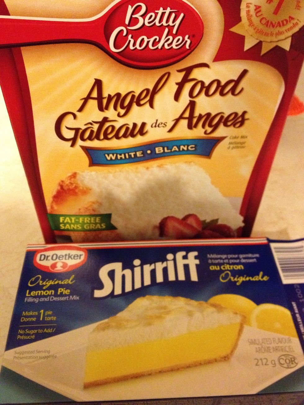 This is pretty much all you need. To prepare the pie filling you need 2 egg yolk, 1/3 cup cold water, and 2 cups boiling water (follow box directions)... OR use 1 can of premade lemon pie filling. :)