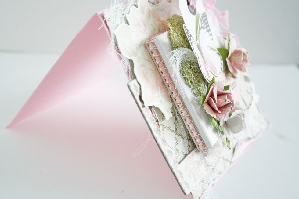This is the card when it sits open. Look at all the layers and dimension! Just gorgeous!
