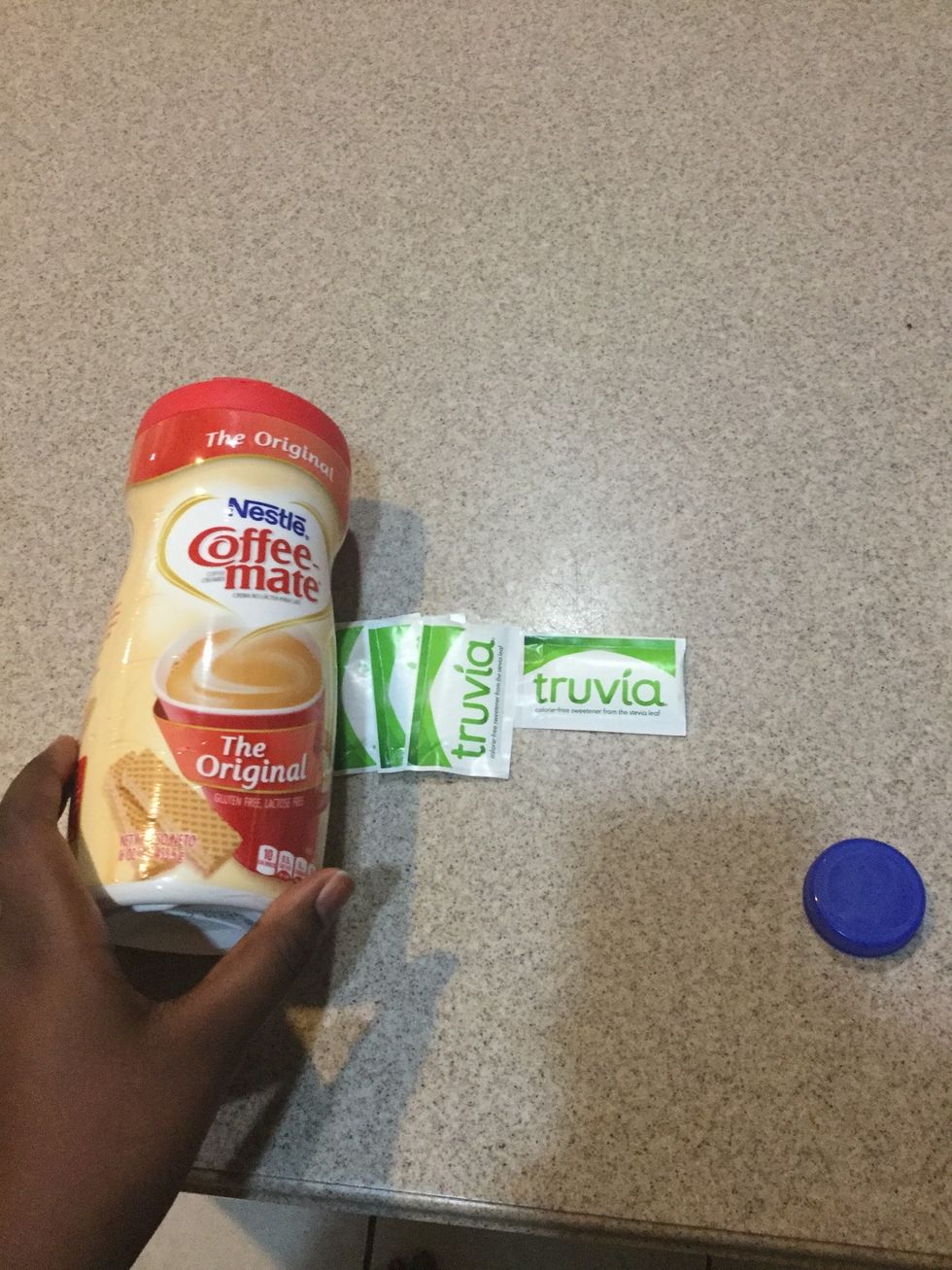 This is the creamer and sugar i am using