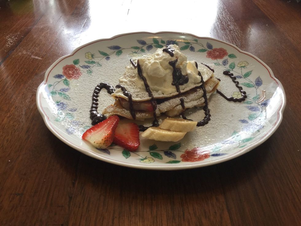 This is the finished Nutella crepe! Enjoy eating with your family!