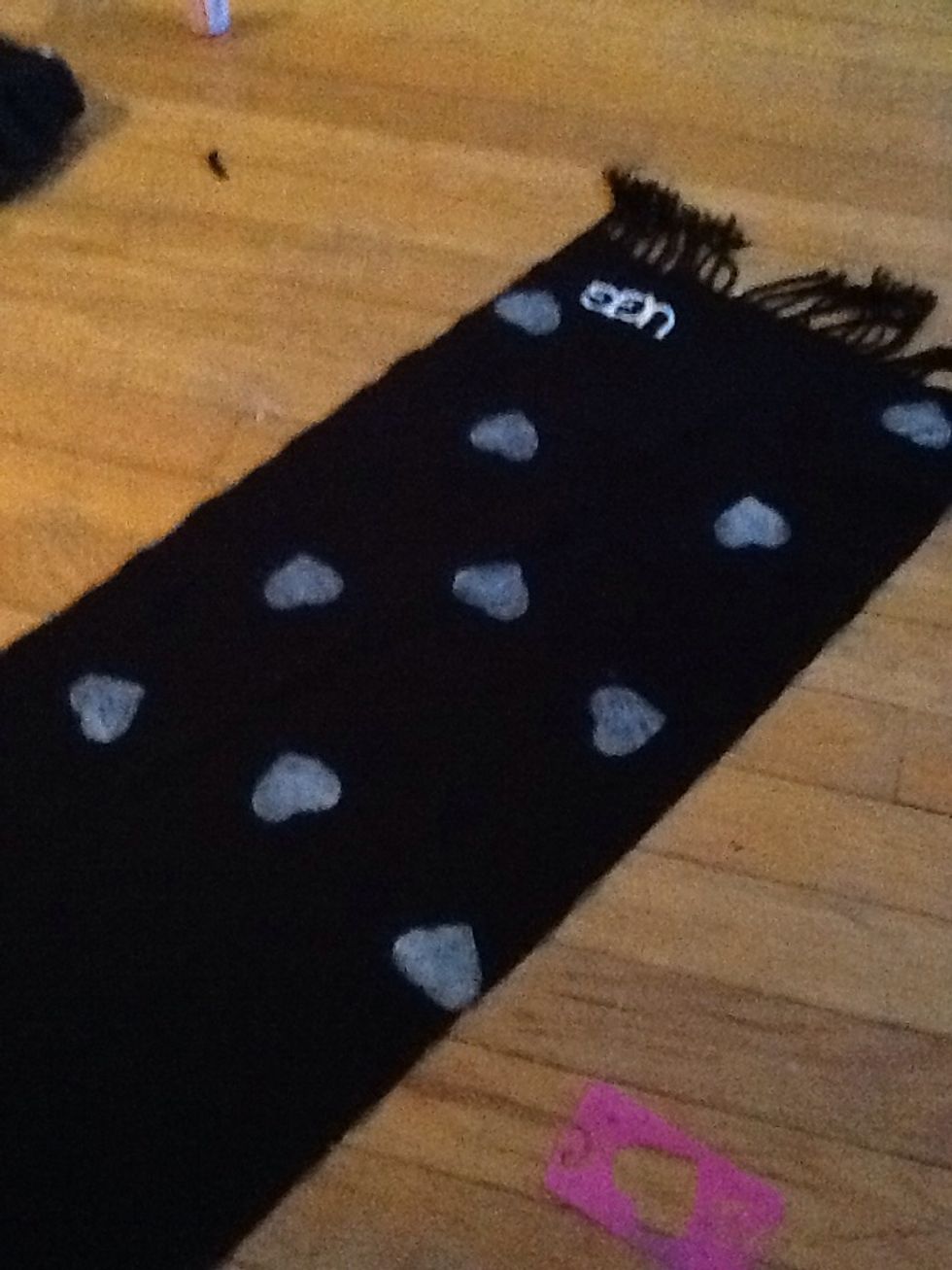 This is the finished white pattern now I moved on to the teal pattern