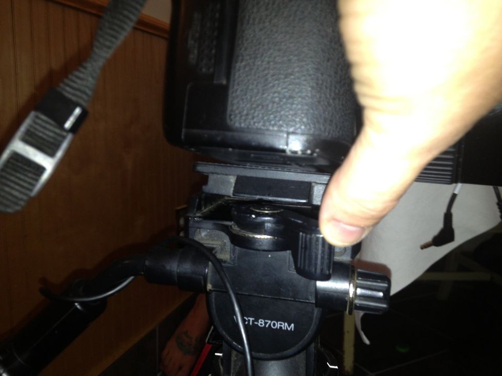 This is the lever to take camera off tripod.