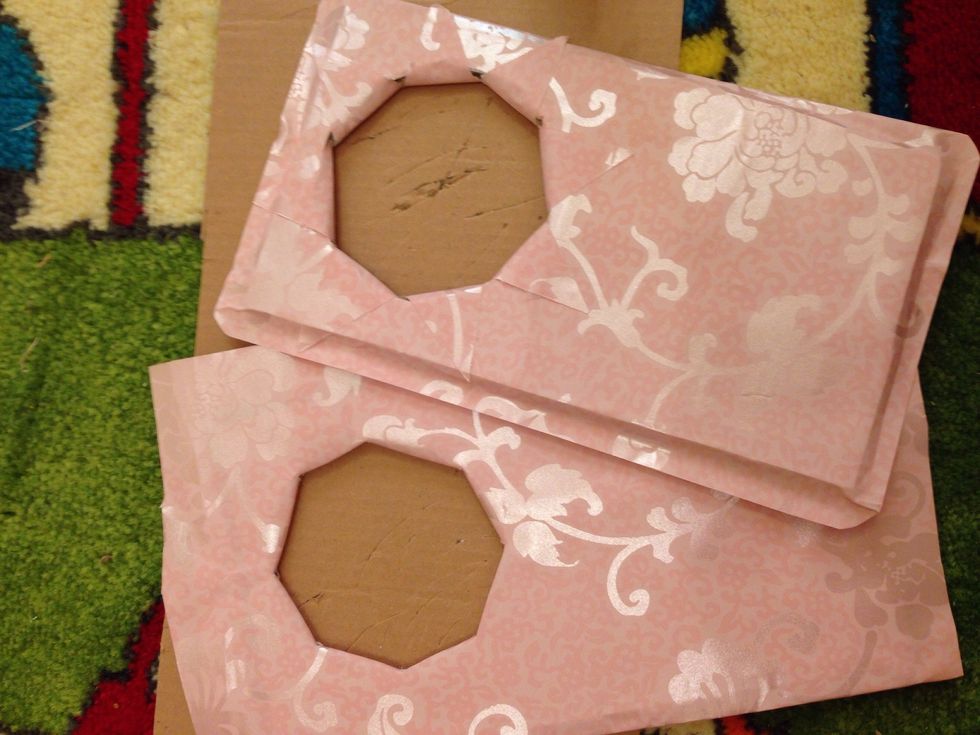 This is the photo of both side of your devider.