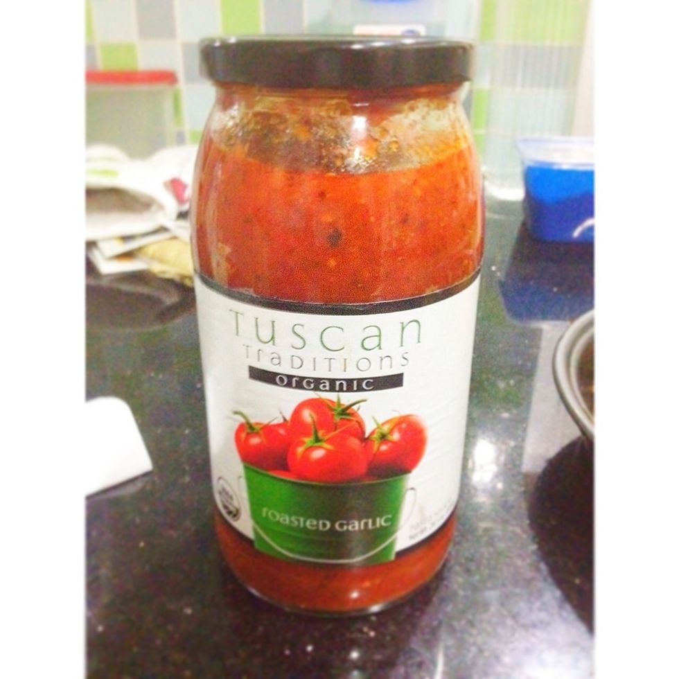 This is the sauce I'm using. But any tomato-based sauce is fine. Store bought ones just makes things easier...