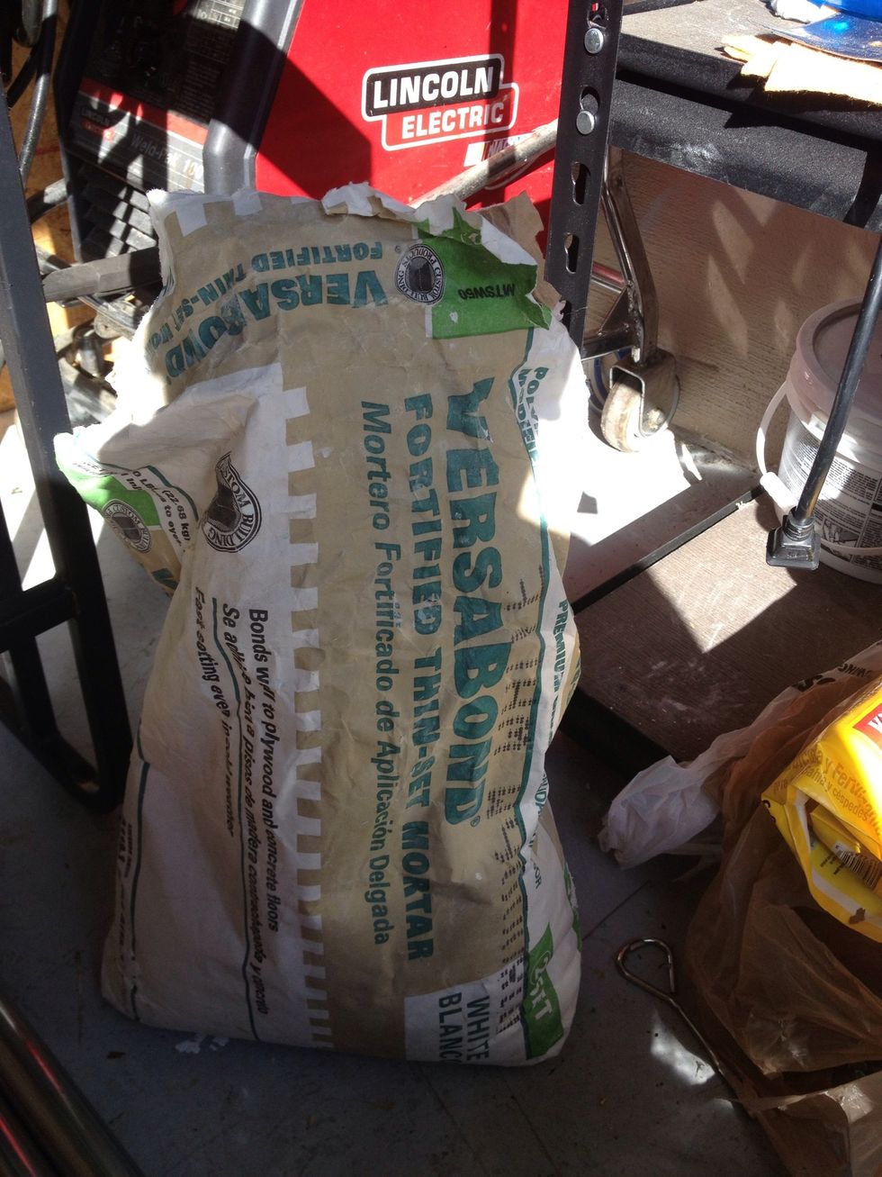 This is the thinset I had leftover from a different project.