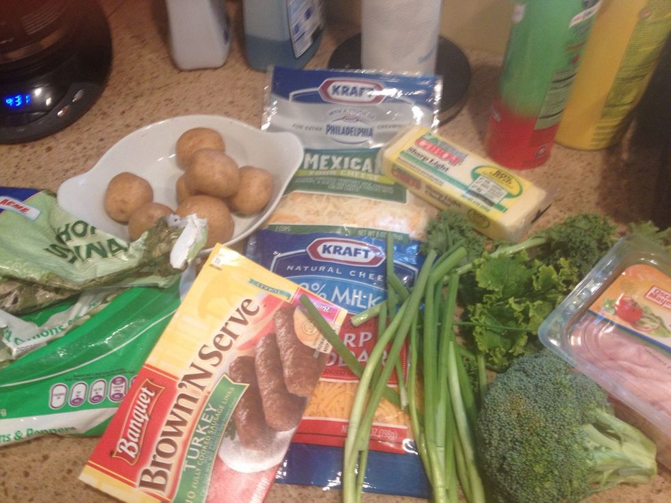 This is what I found in my fridge and pantry. As long as you stick with the basic ratios of supplies, everything else is your choice as far as the types of meat, cheeses and veggies used.