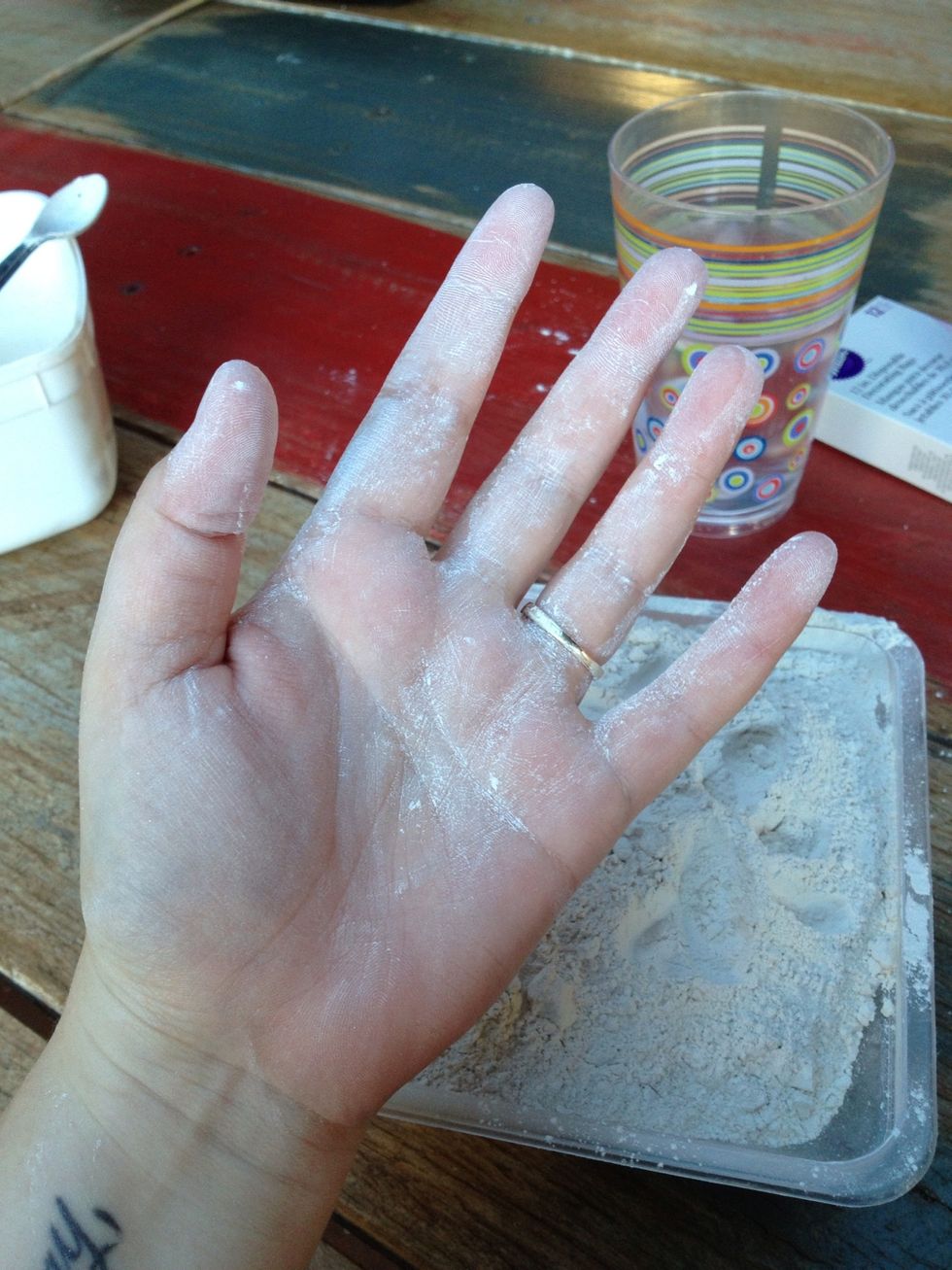 This is what I meant about getting messy. This is just from sifting it from one container to the other and that's just my hand, you should see my clothes! I took my engagement ring off after this =/