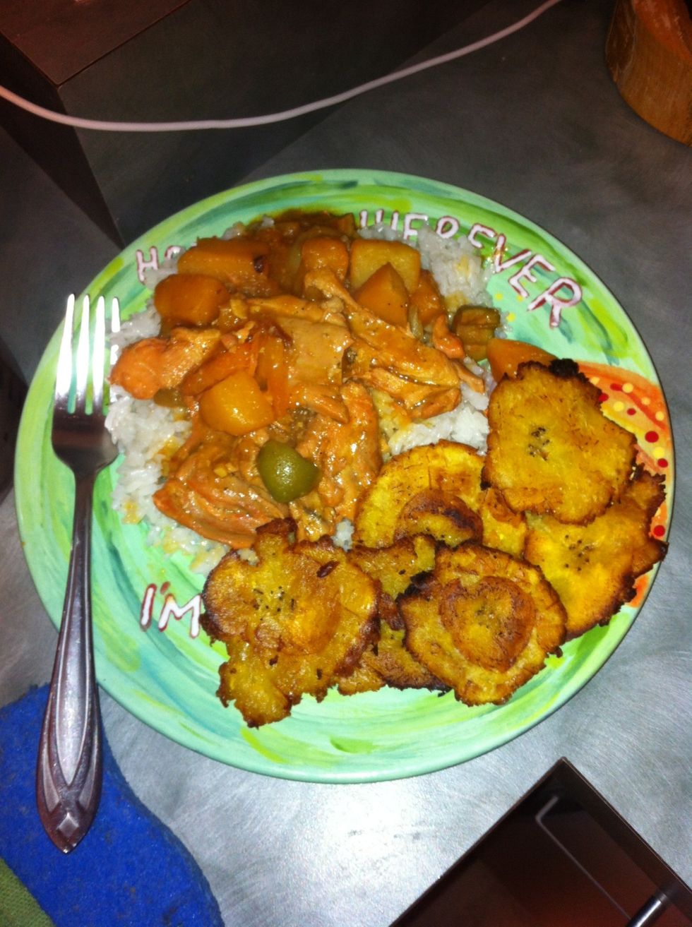 This is what it looks like plated!!!! Buen provecho! Xoxo this is to show you can still make PR food where there is no sofrito to be found !! Wepaaaaa