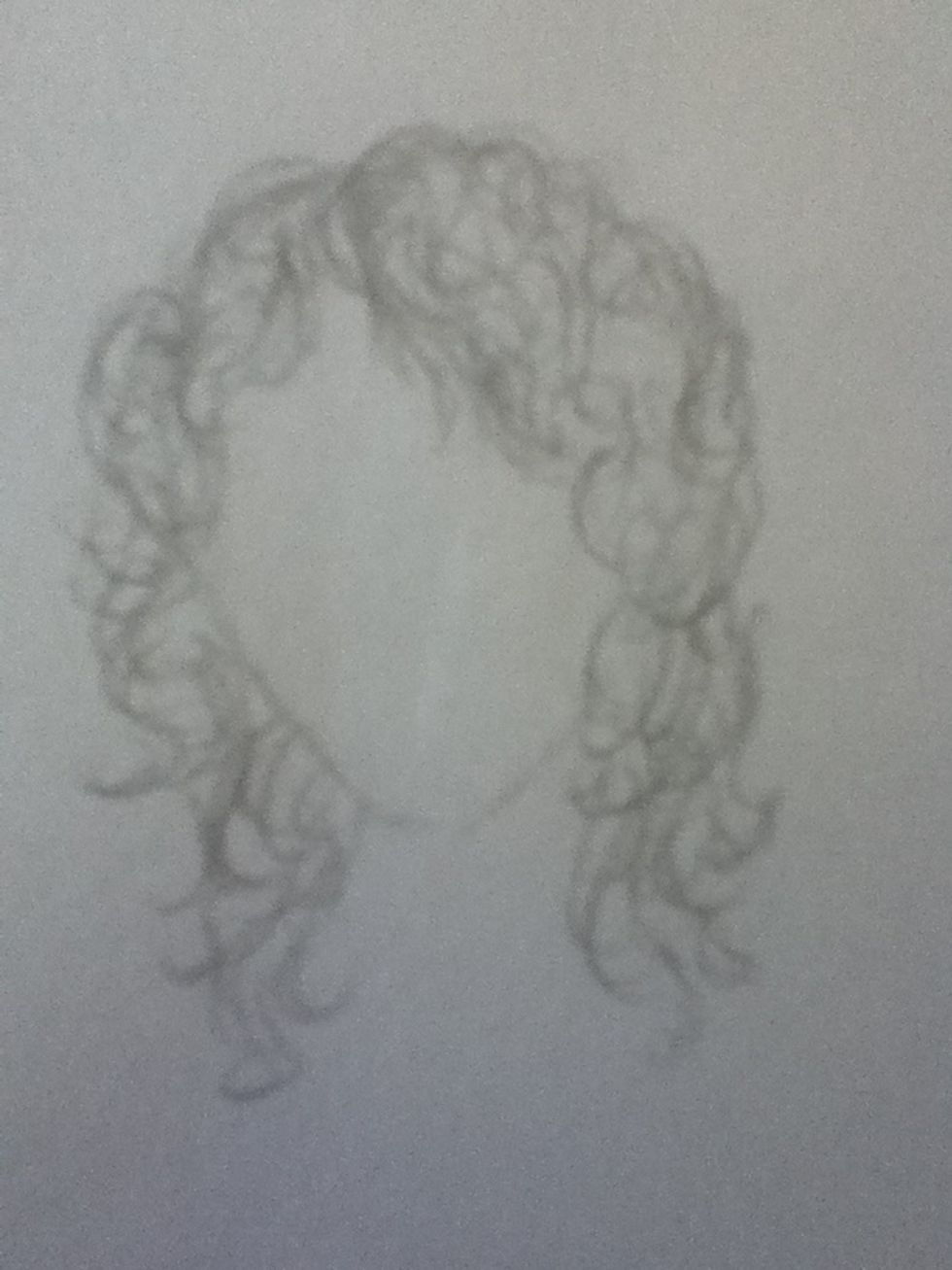 This is what the curly hair looks like it's very simple and kind of messy. This would be your equivalent to tight curls, messy curls.